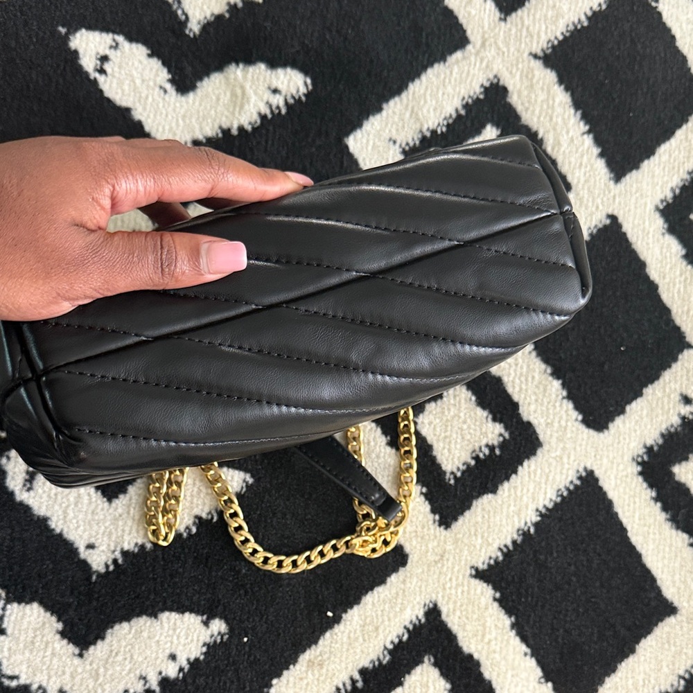 Tory Burch Small Kira Chevron Crossbody - Picture 5 of 7